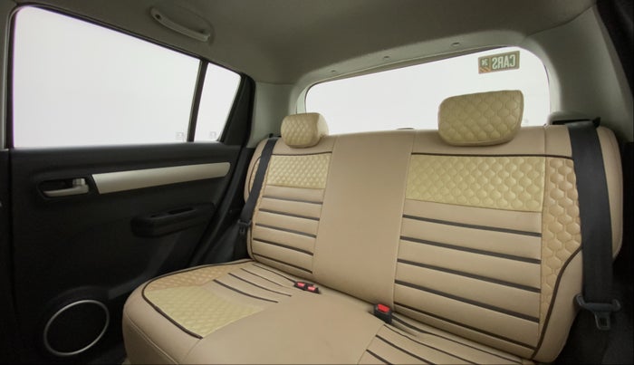 2010 Maruti Swift VXI, Petrol, Manual, 93,897 km, Right Side Rear Door Cabin