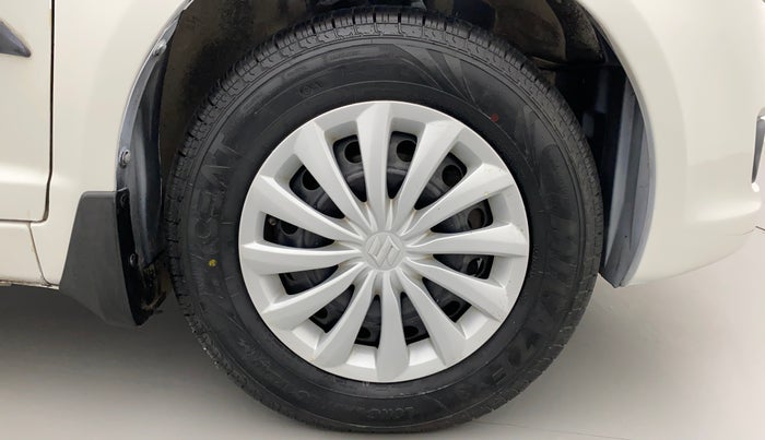 2010 Maruti Swift VXI, Petrol, Manual, 93,897 km, Right Front Wheel