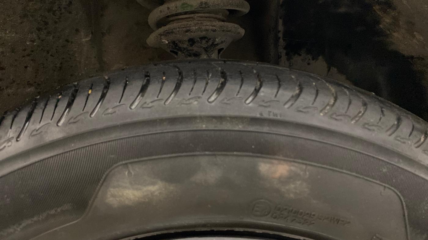 2020 Maruti New Wagon-R VXI 1.2 AMT, Petrol, Automatic, 80,117 km, Right Front Tyre Tread