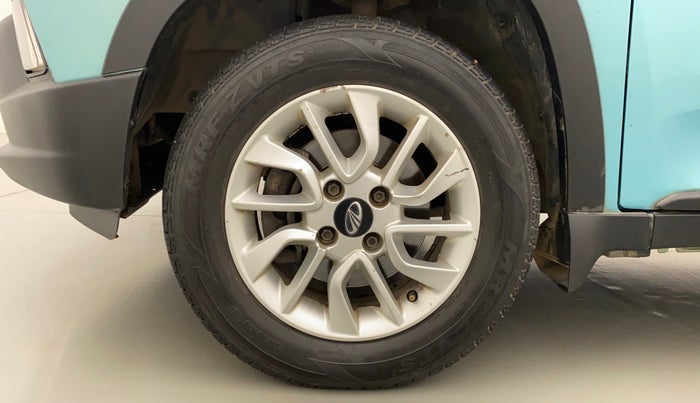 2016 Mahindra Kuv100 K8 D 6 STR, Diesel, Manual, 97,857 km, Left Front Wheel