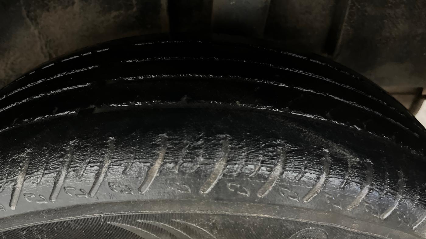 2021 Nissan MAGNITE XV PREMIUM TURBO (O), Petrol, Manual, 56,284 km, Left Rear Tyre Tread