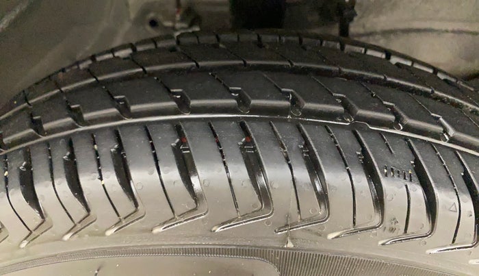 2025 Maruti Alto K10 VXi Plus (O), Petrol, Manual, 530 km, Right Front Tyre Tread