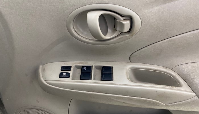 2013 Nissan Sunny XL, Petrol, Manual, 91,655 km, Driver Side Door Panels Control