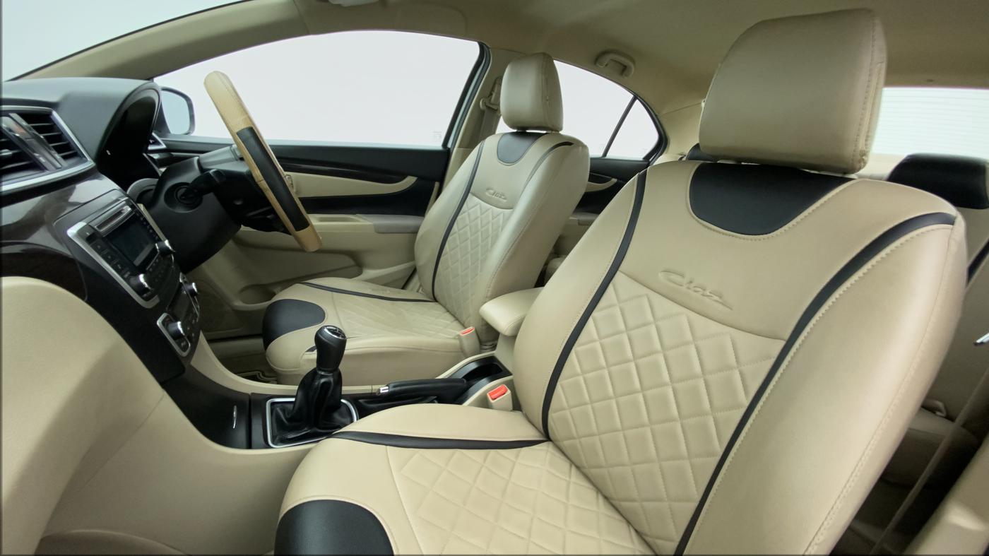 2016 Maruti Ciaz VDI+ SHVS, Diesel, Manual, 1,01,167 km, Right Side Front Door Cabin