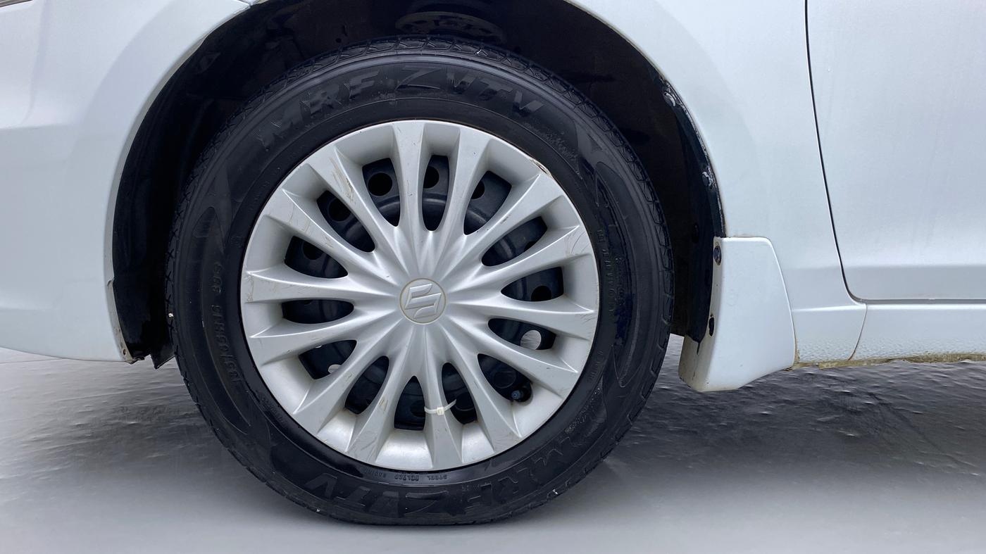 2016 Maruti Ciaz VDI+ SHVS, Diesel, Manual, 1,01,167 km, Left Front Wheel