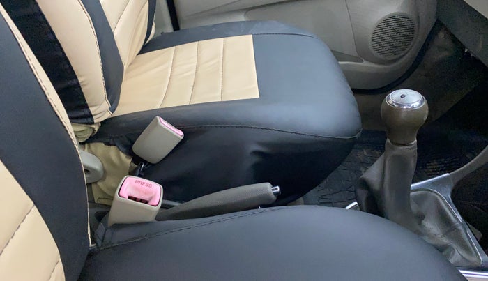 2014 Toyota Etios V, Petrol, Manual, 81,689 km, Gear Lever