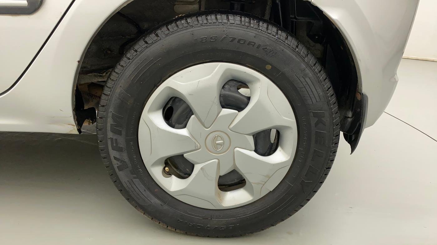 2019 Tata Tiago XT DIESEL, Diesel, Manual, 74,750 km, Left Rear Wheel