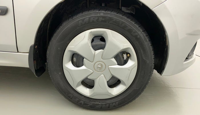 2019 Tata Tiago XT DIESEL, Diesel, Manual, 74,750 km, Right Front Wheel