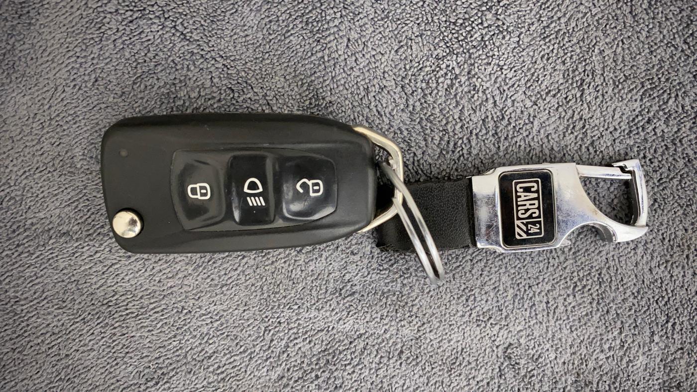 2019 Tata Tiago XT DIESEL, Diesel, Manual, 74,750 km, Key Close Up