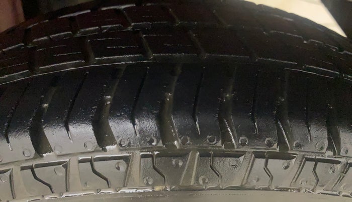 2017 Maruti Alto 800 VXI O, Petrol, Manual, 8,804 km, Left Rear Tyre Tread