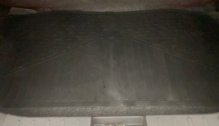 2017 Maruti Alto 800 VXI O, Petrol, Manual, 8,804 km, Boot Inside