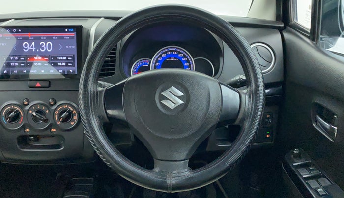 2015 Maruti Wagon R Stingray VXI, Petrol, Manual, 52,524 km, Steering Wheel Close Up