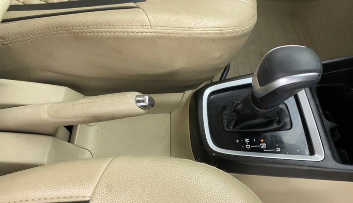 2019 Maruti Dzire ZXI AMT, Petrol, Automatic, 31,142 km, Gear Lever