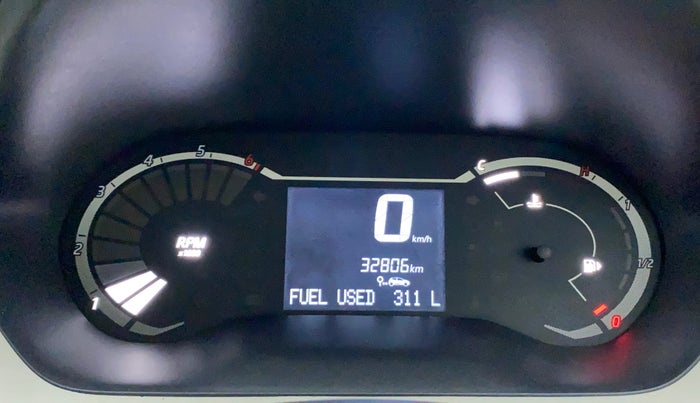 2021 Nissan MAGNITE XL TURBO, Petrol, Manual, 33,239 km, Odometer Image