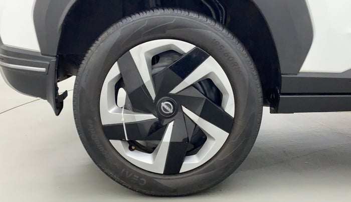 2021 Nissan MAGNITE XL TURBO, Petrol, Manual, 33,239 km, Right Rear Wheel