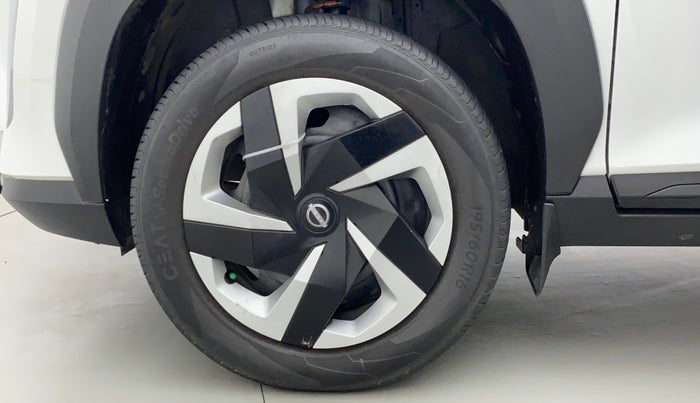 2021 Nissan MAGNITE XL TURBO, Petrol, Manual, 33,239 km, Left Front Wheel