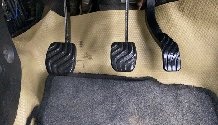 2018 Datsun Redi Go A, Petrol, Manual, 83,349 km, Pedals