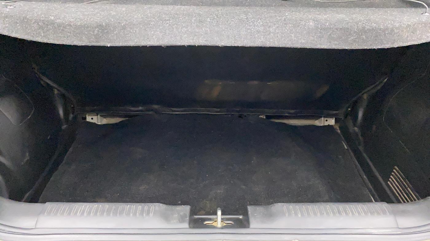 2018 Maruti Swift VXI D, Petrol, Manual, 31,342 km, Boot Inside