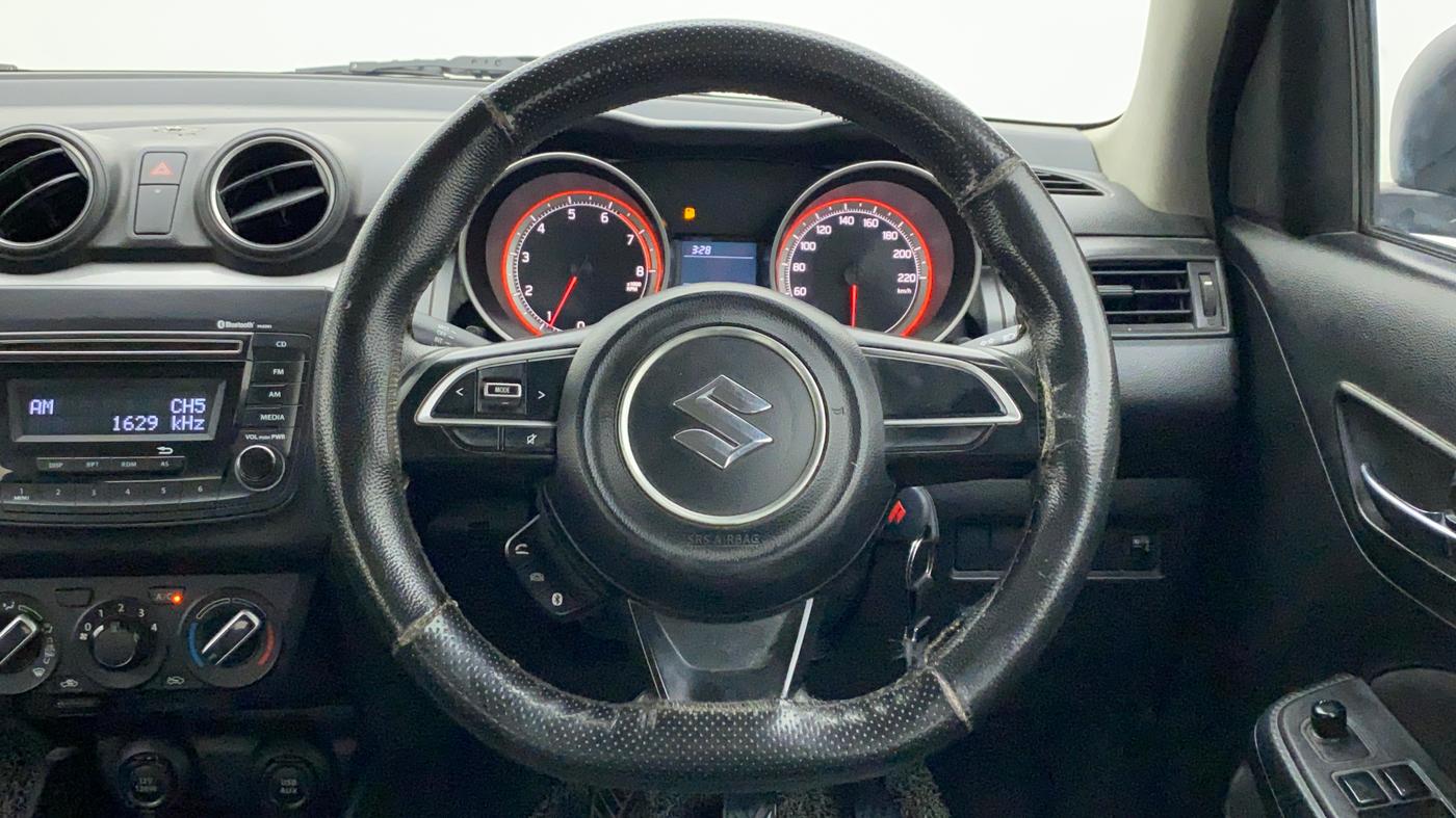 2018 Maruti Swift VXI D, Petrol, Manual, 31,342 km, Steering Wheel Close Up