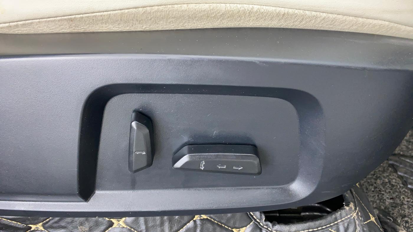 2021 Tata Safari XZA+  KRYOTEC, Diesel, Automatic, 16,533 km, Driver Side Adjustment Panel