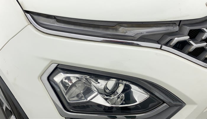 2021 Tata Safari XZA+  KRYOTEC, Diesel, Automatic, 16,533 km, Right headlight - Minor scratches