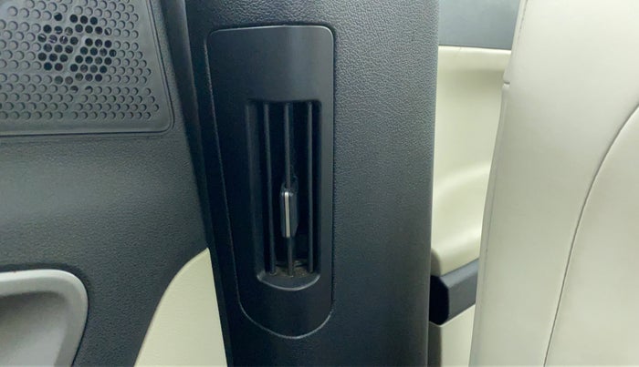 2021 Tata Safari XZA+  KRYOTEC, Diesel, Automatic, 16,533 km, Rear AC Vents