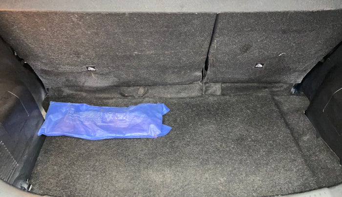 2019 Maruti IGNIS DELTA 1.2 AMT, Petrol, Automatic, 61,737 km, Boot Inside