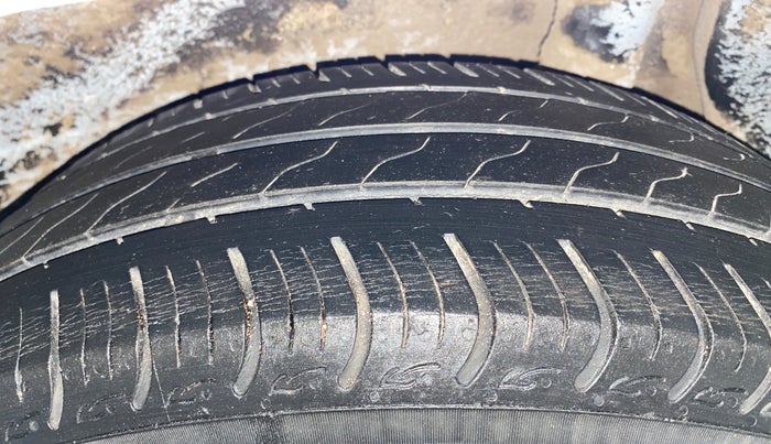 2019 Maruti IGNIS DELTA 1.2 AMT, Petrol, Automatic, 61,737 km, Left Rear Tyre Tread