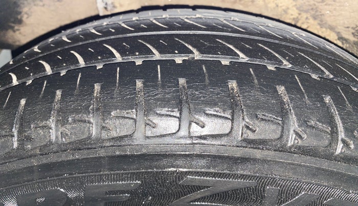 2019 Maruti IGNIS DELTA 1.2 AMT, Petrol, Automatic, 61,737 km, Right Rear Tyre Tread