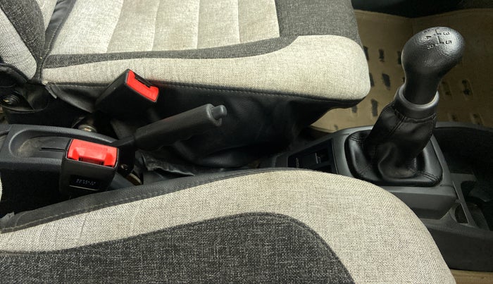 2018 Maruti Alto 800 LXI, Petrol, Manual, 21,316 km, Gear Lever