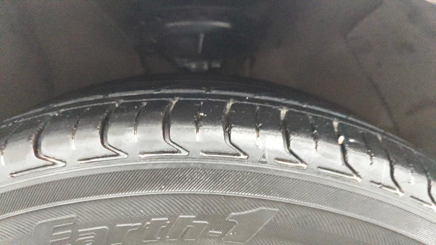 2017 Hyundai Verna 1.6 VTVT SX, Petrol, Manual, 82,518 km, Right Front Tyre Tread