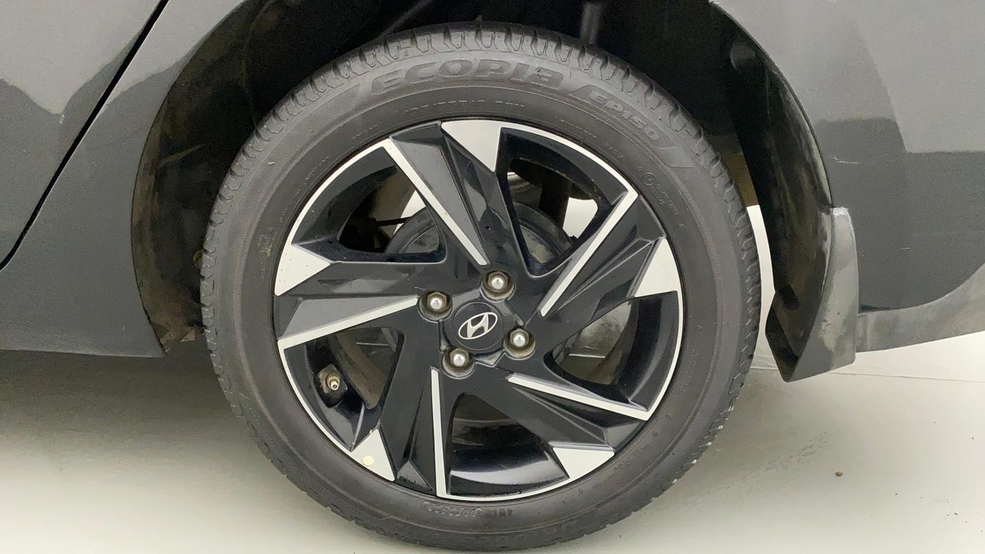2021 Hyundai Verna SX (O) 1.5 CRDI, Diesel, Manual, 49,462 km, Left Rear Wheel