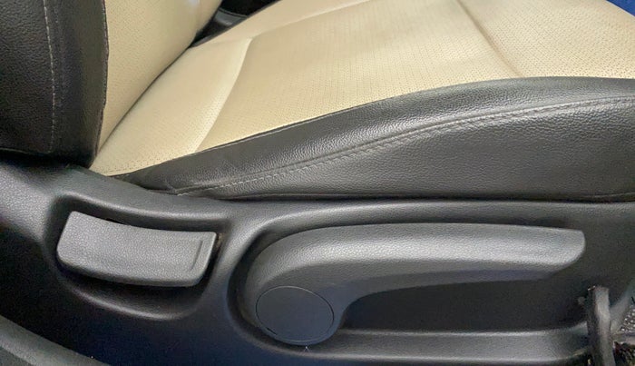 2021 Hyundai Verna SX (O) 1.5 CRDI, Diesel, Manual, 49,462 km, Driver Side Adjustment Panel