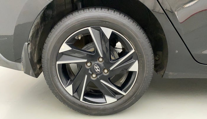 2021 Hyundai Verna SX (O) 1.5 CRDI, Diesel, Manual, 49,462 km, Right Rear Wheel