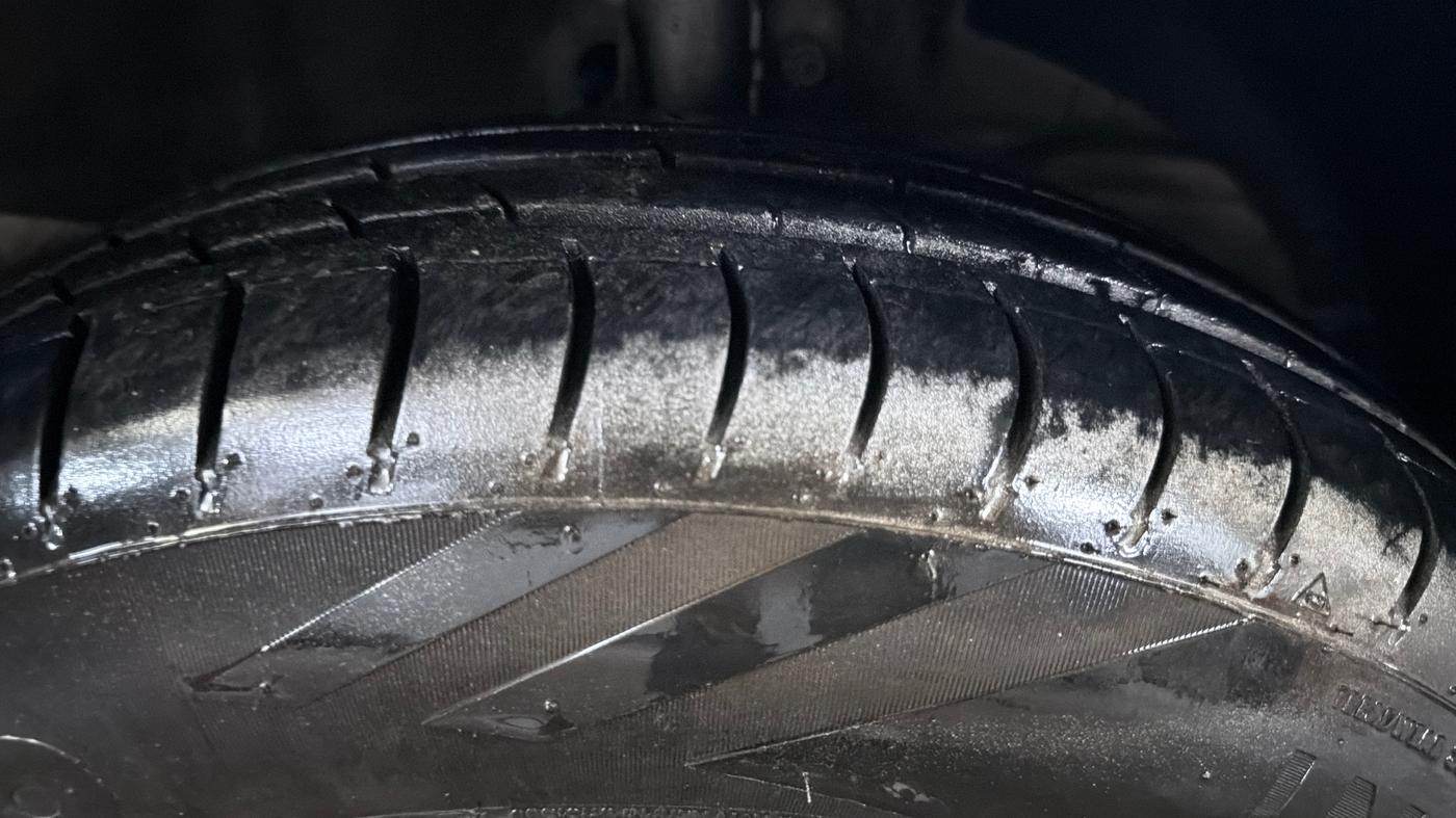2018 Maruti Dzire LXI, Petrol, Manual, 70,035 km, Right Front Tyre Tread