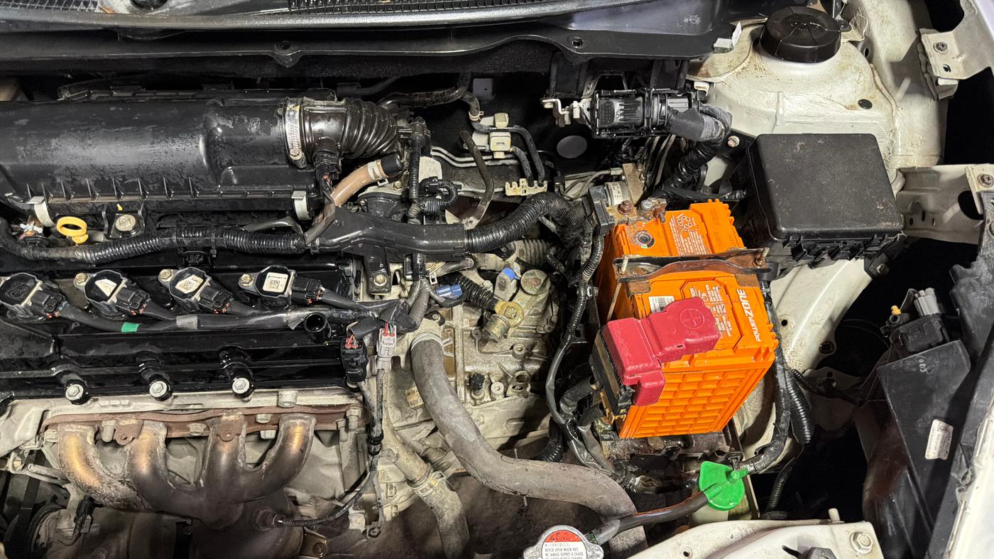 2018 Maruti Dzire LXI, Petrol, Manual, 70,035 km, Engine View - Left