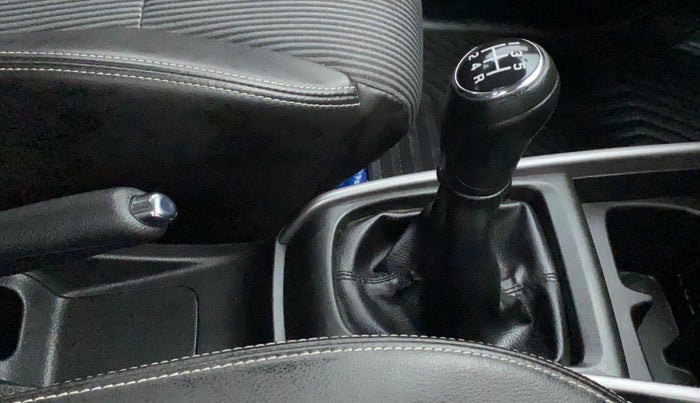 2021 Maruti XL6 ZETA MT, Petrol, Manual, 23,011 km, Gear Lever