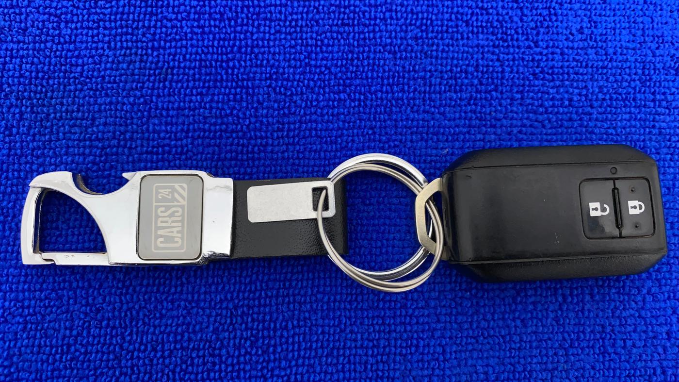 2021 Maruti XL6 ZETA MT, Petrol, Manual, 23,011 km, Key Close Up