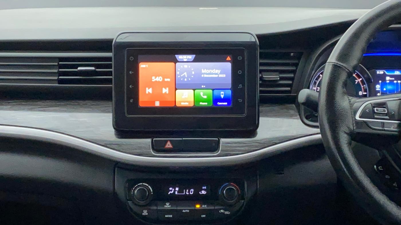 2021 Maruti XL6 ZETA MT, Petrol, Manual, 23,011 km, Air Conditioner