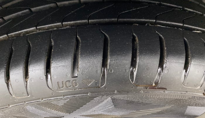 2019 Ford Ecosport TITANIUM 1.5L PETROL, Petrol, Manual, 67,346 km, Right Front Tyre Tread