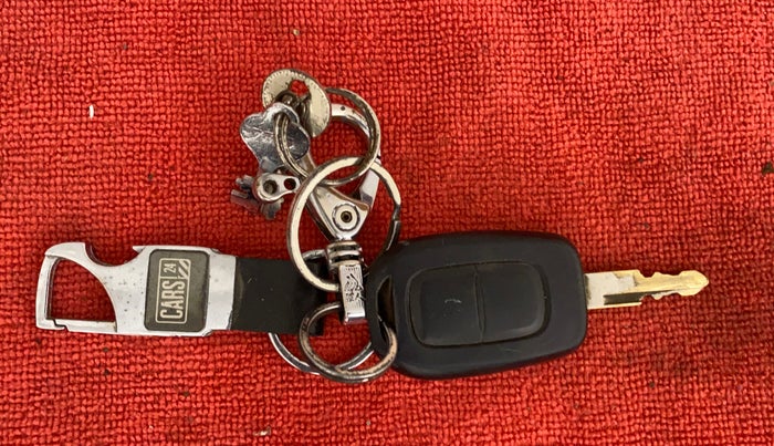 2017 Renault Kwid RXT 0.8, Petrol, Manual, 42,686 km, Key Close Up