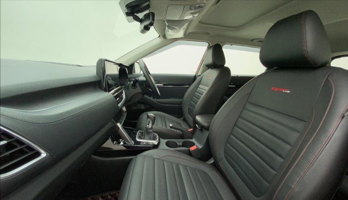 2021 KIA SELTOS GTX PLUS 1.4 PETROL DUAL TONE, Petrol, Manual, 13,616 km, Right Side Front Door Cabin