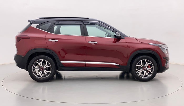 2021 KIA SELTOS GTX PLUS 1.4 PETROL DUAL TONE, Petrol, Manual, 13,616 km, Right Side View