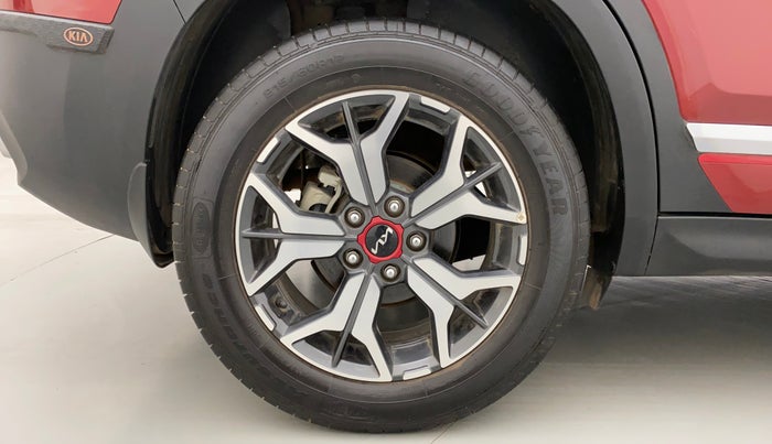 2021 KIA SELTOS GTX PLUS 1.4 PETROL DUAL TONE, Petrol, Manual, 13,616 km, Right Rear Wheel