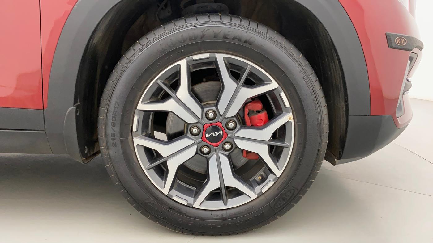 2021 KIA SELTOS GTX PLUS 1.4 PETROL DUAL TONE, Petrol, Manual, 13,616 km, Right Front Wheel