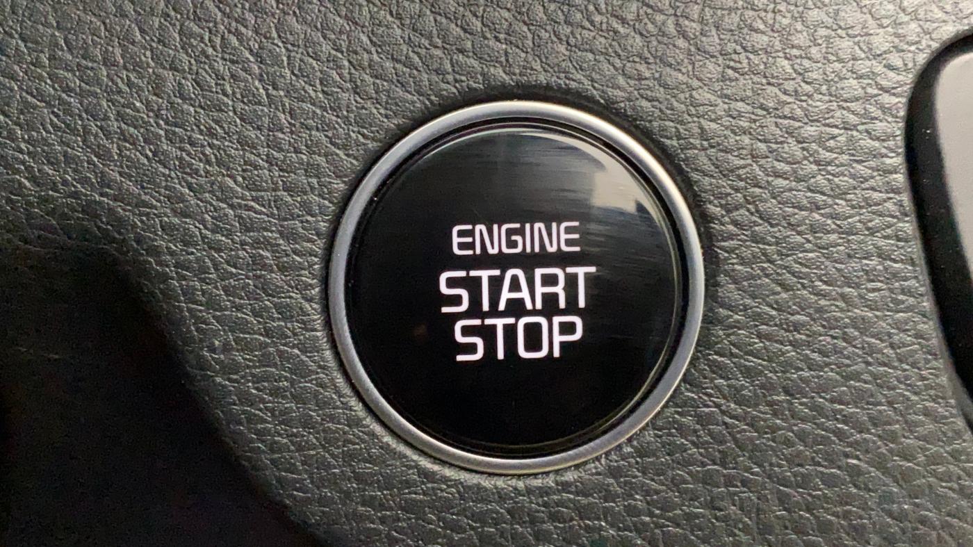2021 KIA SELTOS GTX PLUS 1.4 PETROL DUAL TONE, Petrol, Manual, 13,616 km, Keyless Start/ Stop Button