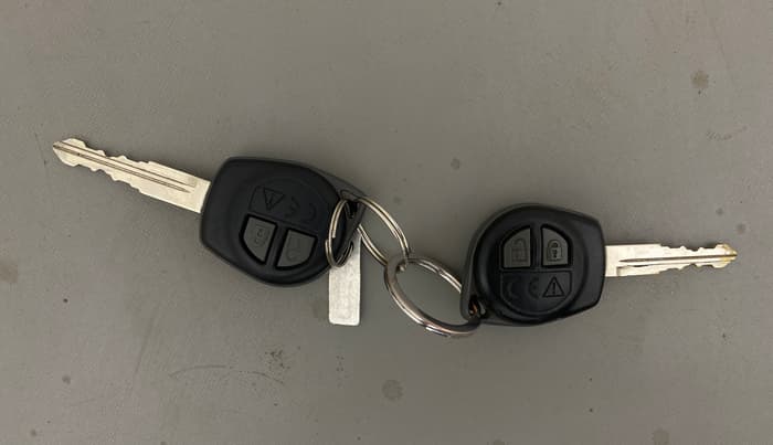2017 Maruti Baleno DELTA PETROL 1.2, Petrol, Manual, 34,977 km, Key Close Up