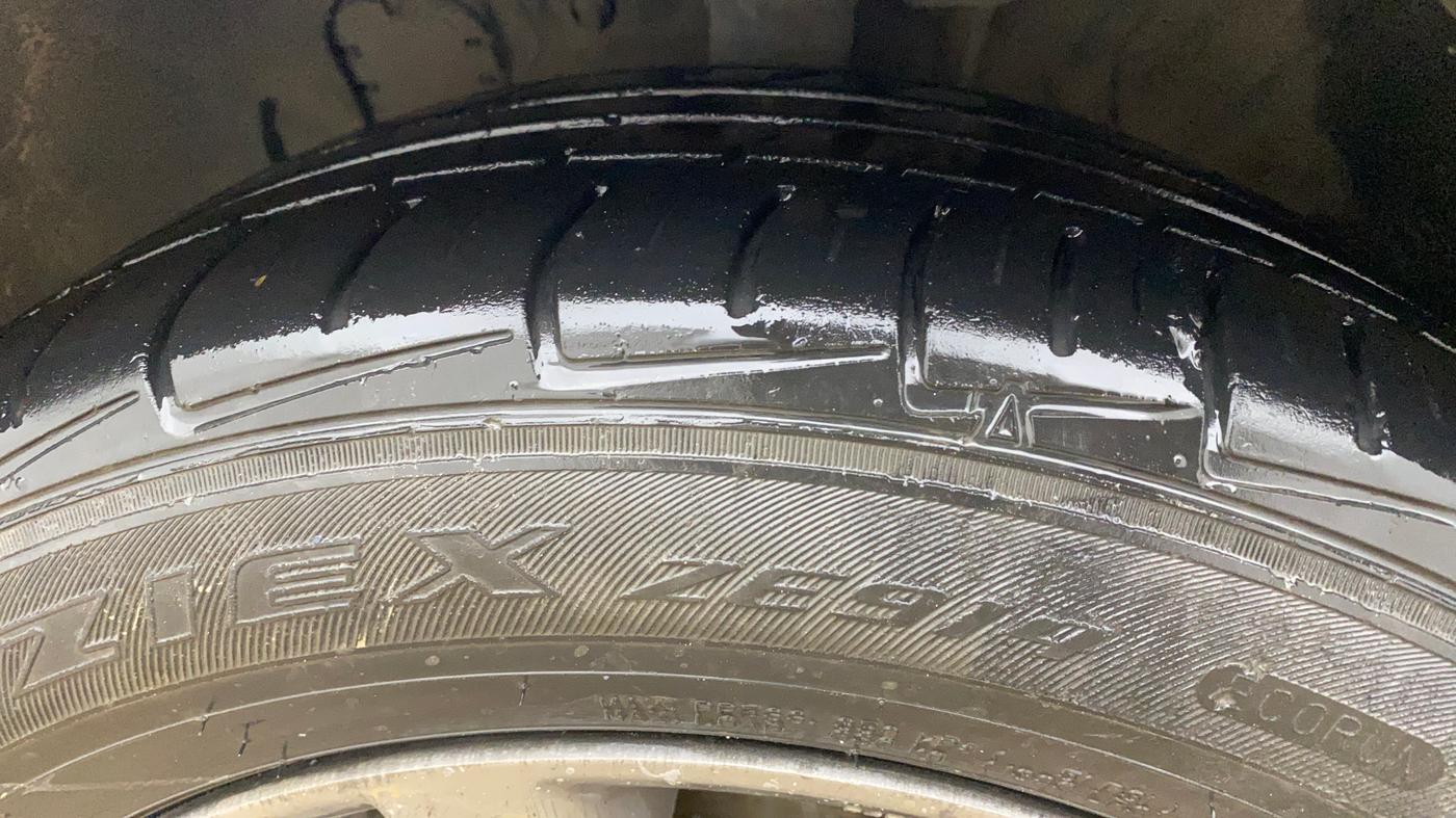 2017 Hyundai New Elantra 2.0 SX(O) AT PETROL, Petrol, Automatic, 1,07,632 km, Left Front Tyre Tread