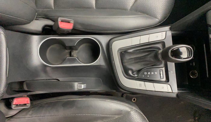 2017 Hyundai New Elantra 2.0 SX(O) AT PETROL, Petrol, Automatic, 1,07,578 km, Gear Lever