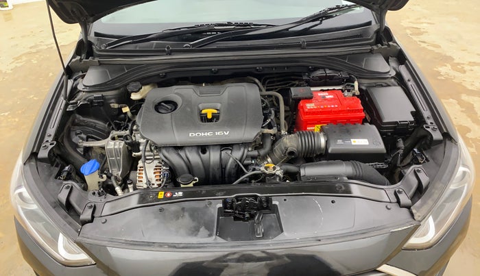 2017 Hyundai New Elantra 2.0 SX(O) AT PETROL, Petrol, Automatic, 1,07,578 km, Engine View